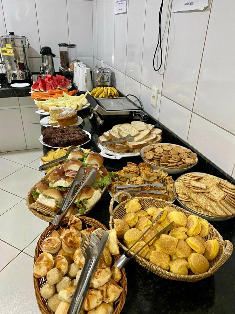 Euro Plaza Hotel - Proximo Ao Aeroporto De Goiania, Santa Genoveva المظهر الخارجي الصورة